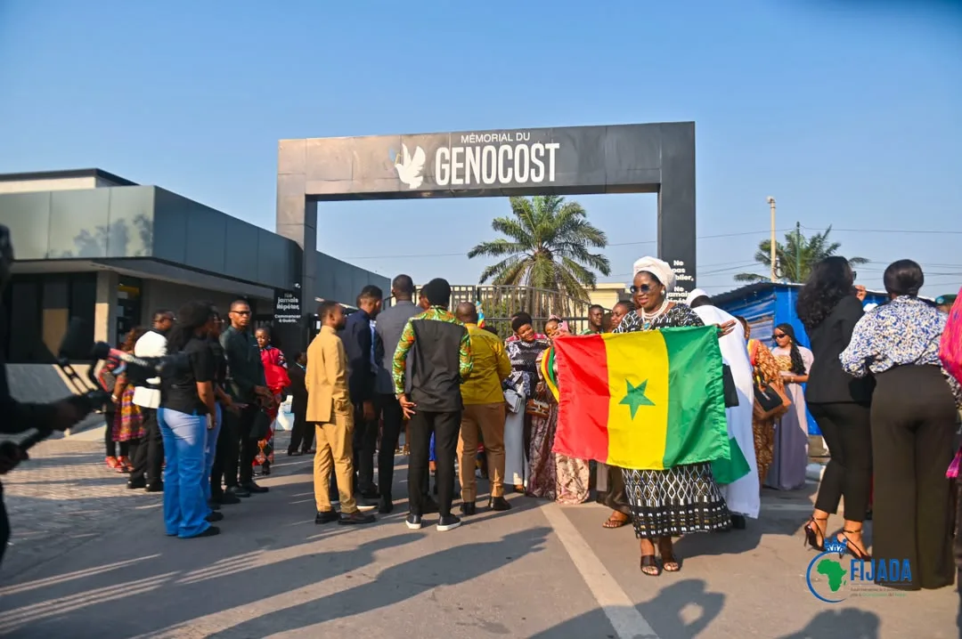 Ujumbe wa Mkutano wa Dunia wa Diplomasia Watembelea Kumbukumbu ya GENOCOST